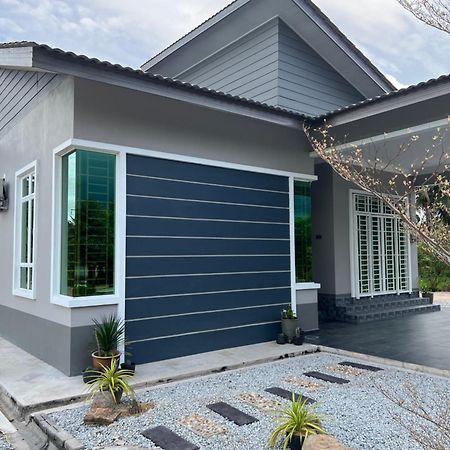 Majestic Homestay - Pasir Puteh Dış mekan fotoğraf