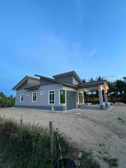 Majestic Homestay - Pasir Puteh Dış mekan fotoğraf